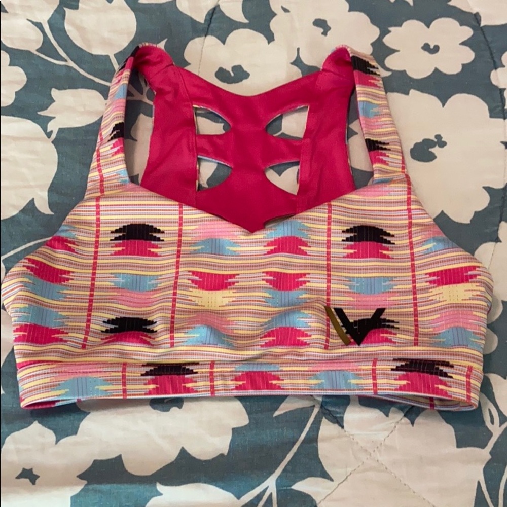 Vull tri sports bra